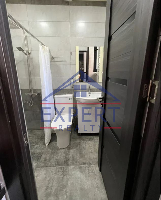 ԿԵՆՏՐՈՆ, ՀԱՆՐԱՊԵՏՈՒԹՅԱՆ ՓՈՂՈՑ, 4 ՍԵՆՅԱԿ