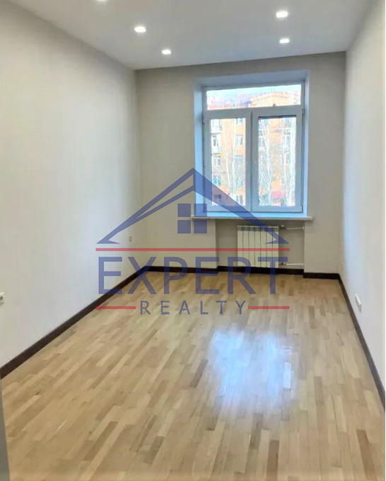 ԿԵՆՏՐՈՆ, ԹԱՄԱՆՅԱՆ ՓՈՂՈՑ, 3 ՍԵՆՅԱԿ