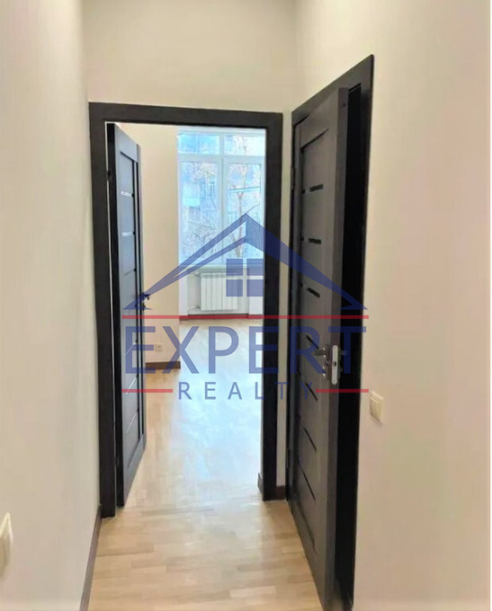 ԿԵՆՏՐՈՆ, ԹԱՄԱՆՅԱՆ ՓՈՂՈՑ, 3 ՍԵՆՅԱԿ