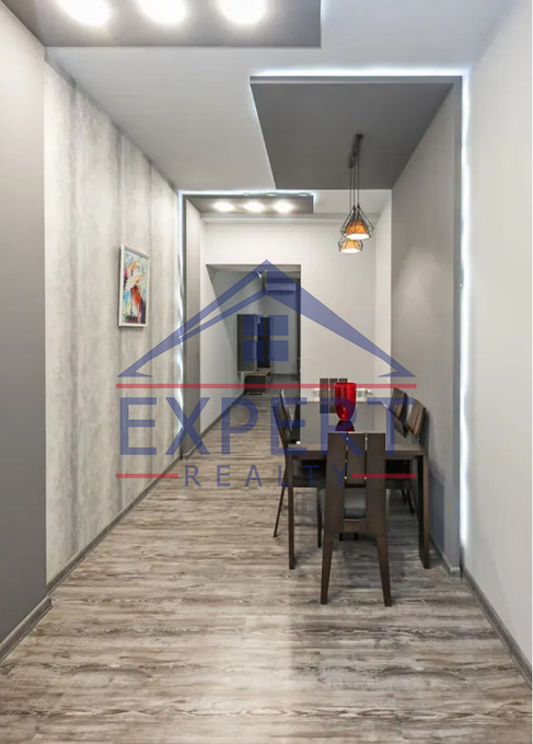 ԿԵՆՏՐՈՆ, ՄԱՇՏՈՑԻ ՊՈՂՈՏԱ, 3 ՍԵՆՅԱԿ