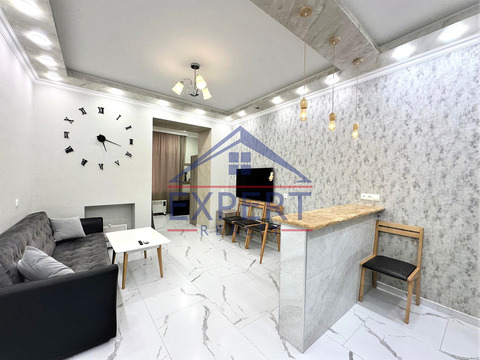 ԿԵՆՏՐՈՆ, ԱՄԻՐՅԱՆ ՓՈՂՈՑ, 2 ՍԵՆՅԱԿ