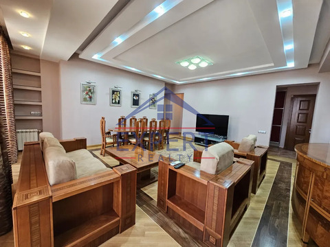 ԿԵՆՏՐՈՆ, ՍԱՐՄԵՆԻ ՓՈՂՈՑ, 4 ՍԵՆՅԱԿ