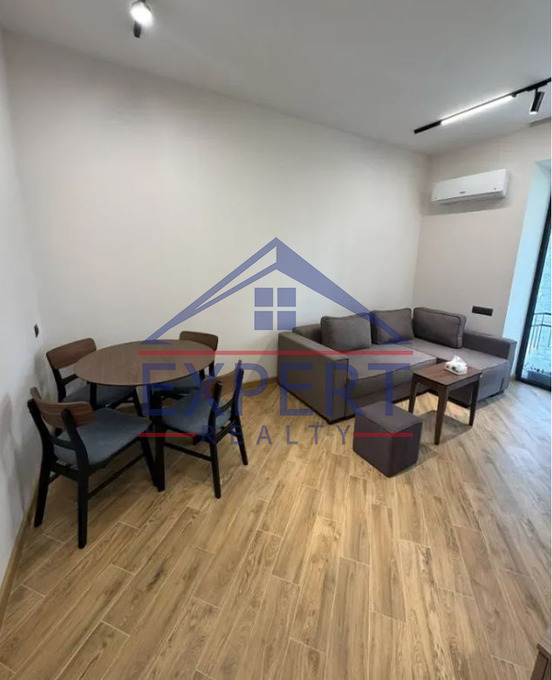 ԿԵՆՏՐՈՆ, ԽՈՐԵՆ ԱԲՐԱՀԱՄՅԱՆ ՓՈՂՈՑ, 1 ՍԵՆՅԱԿ