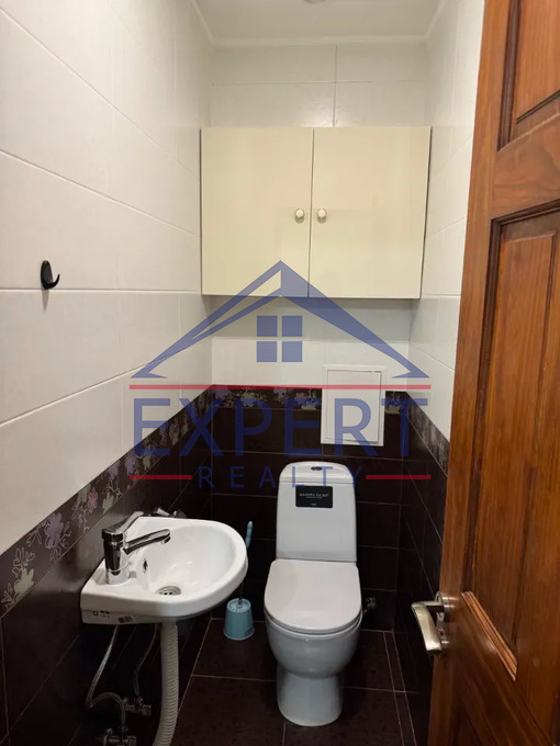 ԿԵՆՏՐՈՆ, ՀԱՆՐԱՊԵՏՈՒԹՅԱՆ ՓՈՂՈՑ, 2 ՍԵՆՅԱԿ