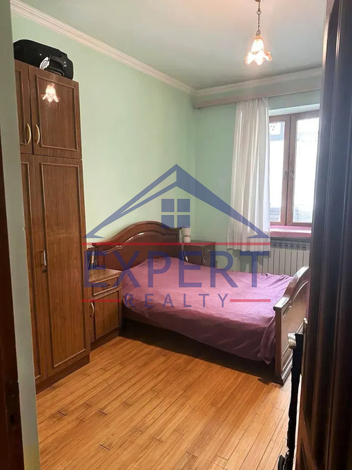 ԿԵՆՏՐՈՆ, ԱՐԳԻՇՏԻ ՓՈՂՈՑ, 2 ՍԵՆՅԱԿ