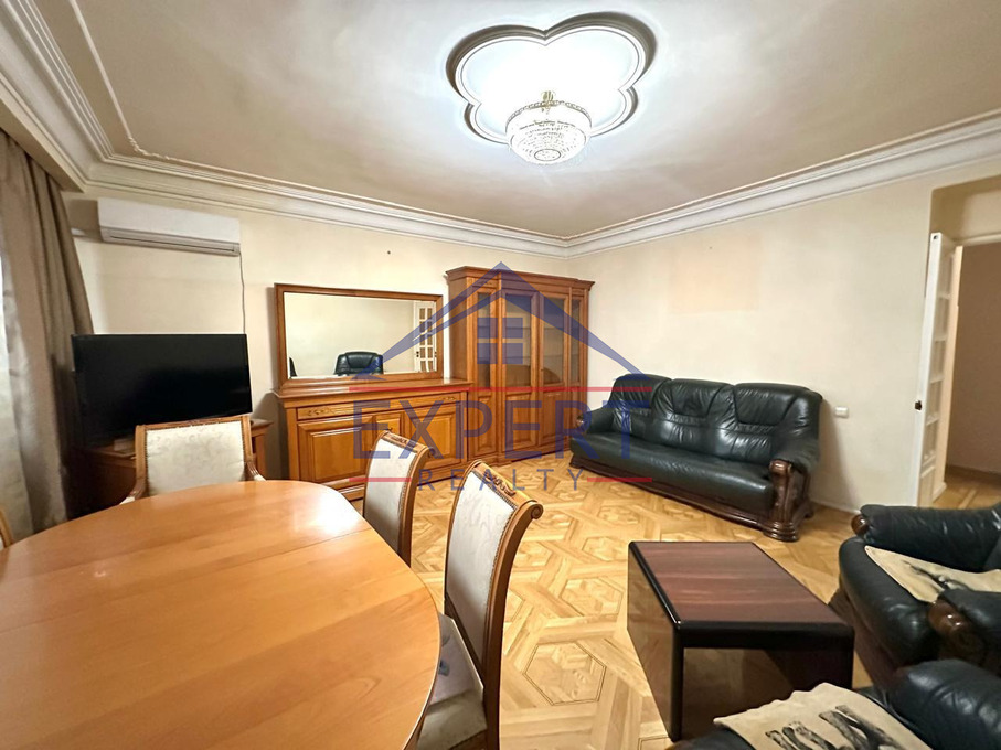 ԱՐԱԲԿԻՐ, ՄԱՄԻԿՈՆՅԱՆՑ ՓՈՂՈՑ, 3 ՍԵՆՅԱԿ