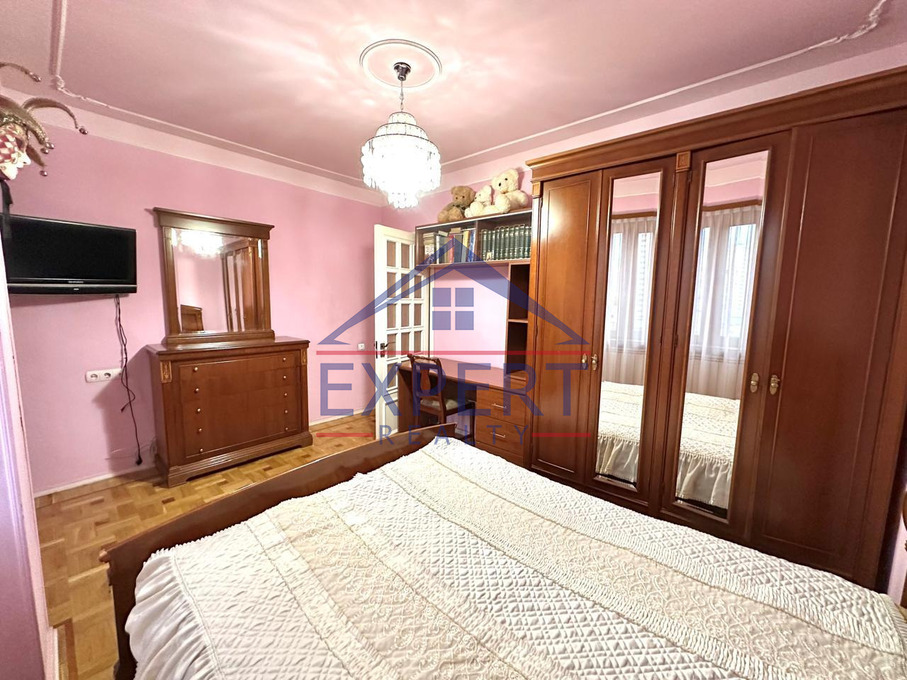 ԱՐԱԲԿԻՐ, ՄԱՄԻԿՈՆՅԱՆՑ ՓՈՂՈՑ, 3 ՍԵՆՅԱԿ