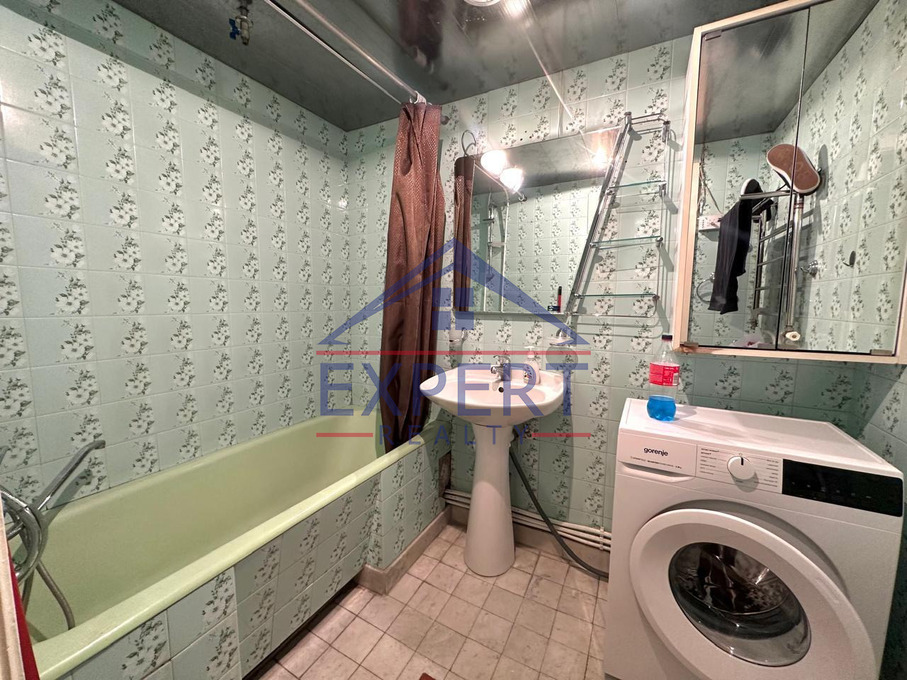 ԱՐԱԲԿԻՐ, ՄԱՄԻԿՈՆՅԱՆՑ ՓՈՂՈՑ, 3 ՍԵՆՅԱԿ