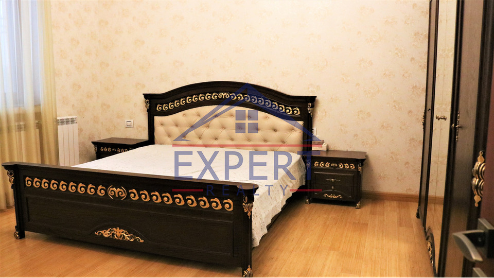 ԱՎԱՆ-ԱՌԻՆՋ, ՊԱՐՈՒՅՐ ՍԵՎԱԿ ԹԱՂԱՄԱՍ, 2 ՀԱՐԿԱՆԻ ԱՌԱՆՁՆԱՏՈՒՆ