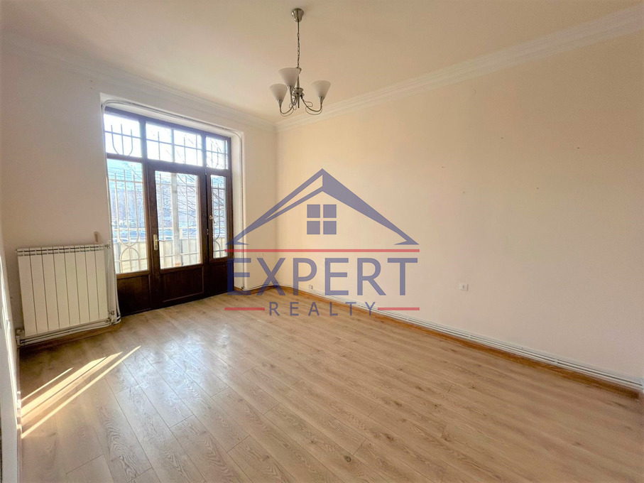 ԿԵՆՏՐՈՆ, ԽԱՆՋՅԱՆ ՓՈՂՈՑ, 120 ՔՄ