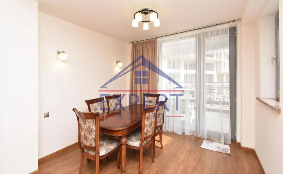 ԿԵՆՏՐՈՆ, ՀԱՆՐԱՊԵՏՈՒԹՅԱՆ ՓՈՂՈՑ, 4 ՍԵՆՅԱԿ