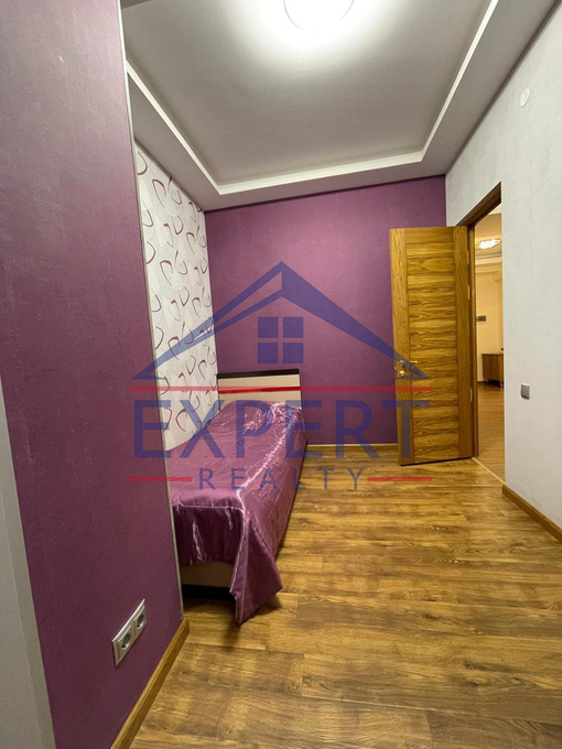 ԿԵՆՏՐՈՆ, ՀԱՆՐԱՊԵՏՈՒԹՅԱՆ ՓՈՂՈՑ, 4 ՍԵՆՅԱԿ