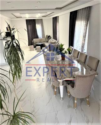 ՄԱԼԱԹԻԱ ՍԵԲԱՍՏԻԱ, ՄՈՒՇ ԹԱՂԱՄԱՍ, 8 ՍԵՆՅԱԿ