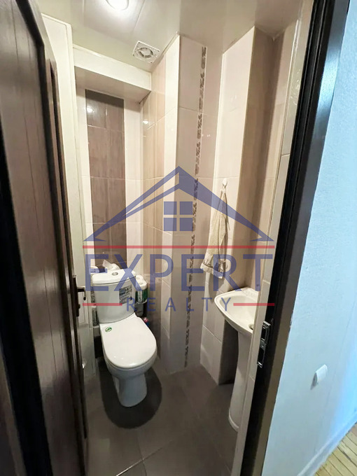ԱՐԱԲԿԻՐ, ԱՐԱՄ ԽԱՉԱՏՐՅԱՆ ՓՈՂՈՑ, 3 ՍԵՆՅԱԿ