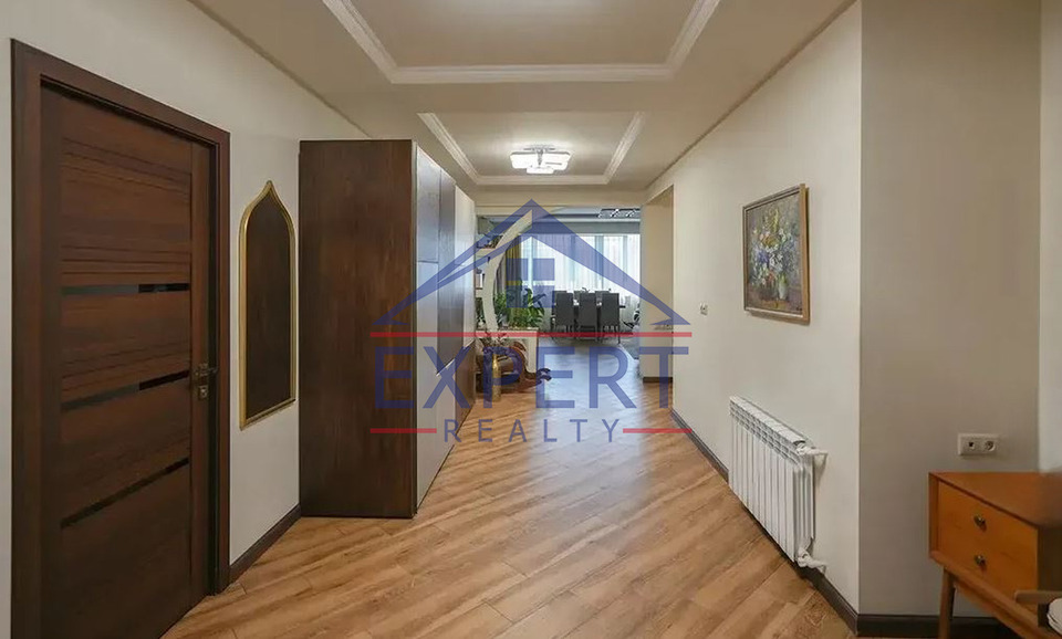 ԱՋԱՓՆՅԱԿ, ԼԵՆԻՆԳՐԱԴՅԱՆ ՓՈՂՈՑ, 4 ՍԵՆՅԱԿ