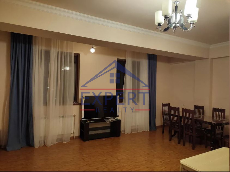 ՔԱՆԱՔԵՌ-ԶԵՅԹՈՒՆ,ՊԱՐՈՒՅՐ ՍԵՎԱԿԻ ՓՈՂՈՑ,4 ՍԵՆՅԱԿ
