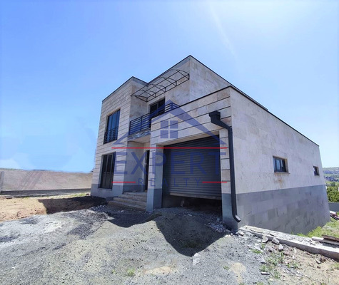 ԱՌԻՆՋ, ԱՌԻՆՋ ԳՅՈՒՂ, 6 ՍԵՆՅԱԿ