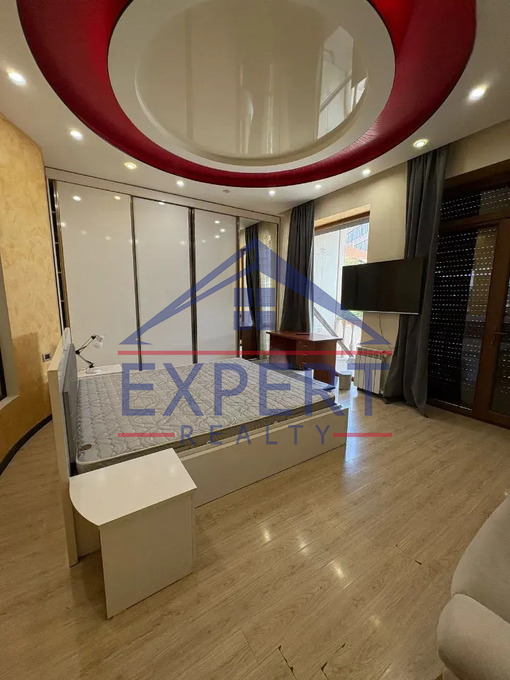 ԱՐԱԲԿԻՐ, ՀԱԿՈԲ ՀԱԿՈԲՅԱՆ ՓՈՂՈՑ, 3 ՀԱՐԿԱՆԻ ԹԱՈՒՆՀԱՈՒՍ