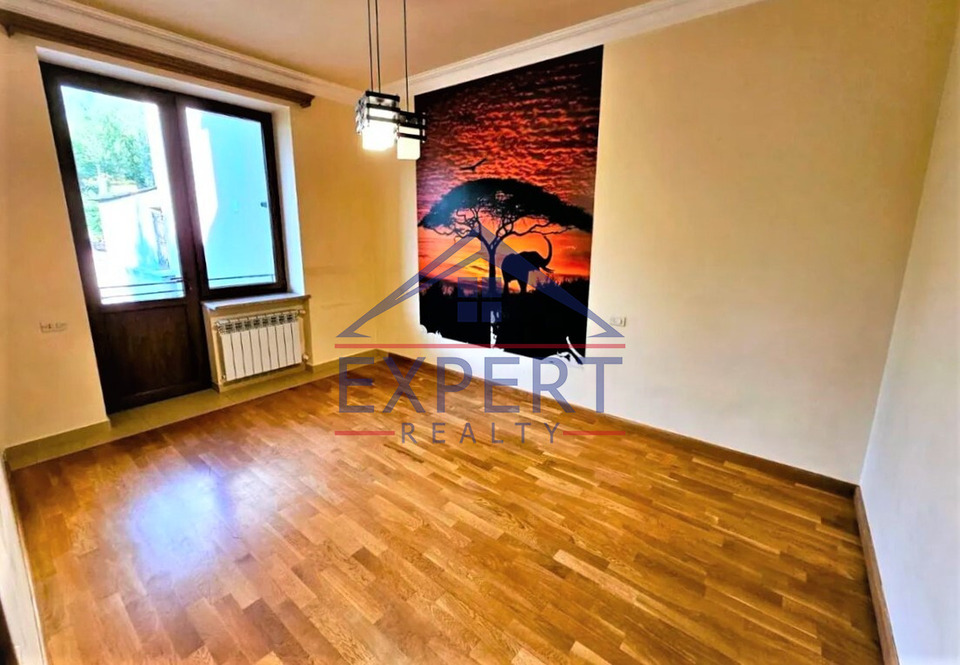 ՔԱՆԱՔԵՌ-ԶԵՅԹՈՒՆ, ԲԱԲԱՅԱՆ ՓՈՂՈՑ, 7 ՍԵՆՅԱԿ