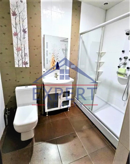 ՔԱՆԱՔԵՌ-ԶԵՅԹՈՒՆ, ԲԱԲԱՅԱՆ ՓՈՂՈՑ, 7 ՍԵՆՅԱԿ