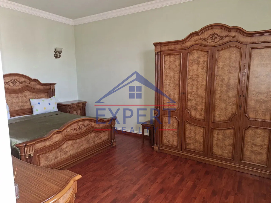 ԴԱՎԹԱՇԵՆ, 10-ՐԴ ՓՈՂՈՑ, 2 ՀԱՐԿԱՆԻ ԱՌԱՆՁՆԱՏՈՒՆ