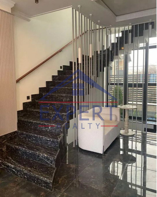 ՄԱԼԱԹԻԱ ՍԵԲԱՍՏԻԱ, ՄՈՒՇ ԹԱՂԱՄԱՍ, 5 ՍԵՆՅԱԿ