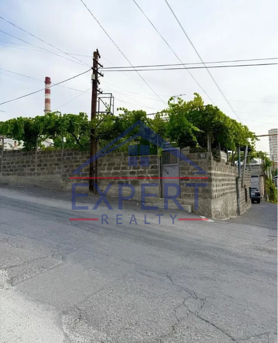 ԱՋԱՓՆՅԱԿ, ԳՐԻԳՈՐ ԶՈՀՐԱՊԻ ՓՈՂՈՑ, 2 ՀԱՐԿԱՆԻ ԱՌԱՆՁՆԱՏՈՒՆ