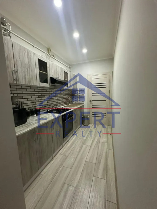 ԷՐԵԲՈՒՆԻ, ԱԹՈՅԱՆ ՓՈՂՈՑ, 2 ՍԵՆՅԱԿ