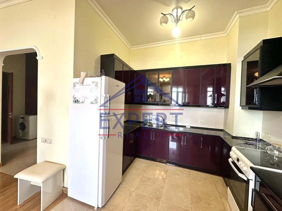 ԿԵՆՏՐՈՆ, ՁՈՐԱՓԻ ՓՈՂՈՑ, 2 ՍԵՆՅԱԿ