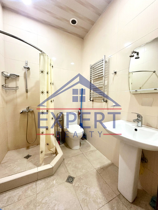 ԿԵՆՏՐՈՆ, ՁՈՐԱՓԻ ՓՈՂՈՑ, 2 ՍԵՆՅԱԿ