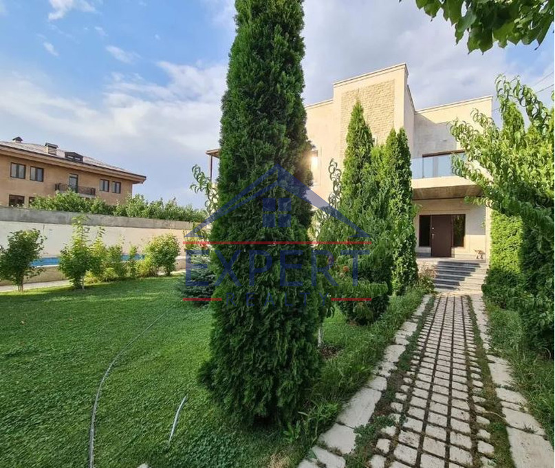 ՆՈՐ ՆՈՐՔ, ԲԱԳՐԵՎԱՆԴ ԹԱՂԱՄԱՍ, 5 ՍԵՆՅԱԿ