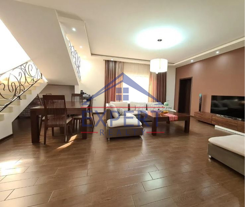 ՆՈՐ ՆՈՐՔ, ԲԱԳՐԵՎԱՆԴ ԹԱՂԱՄԱՍ, 5 ՍԵՆՅԱԿ