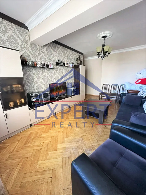 ԱՐԱԲԿԻՐ, ՄԱՄԻԿՈՆՅԱՆՑ ՓՈՂՈՑ, 3 ՍԵՆՅԱԿ