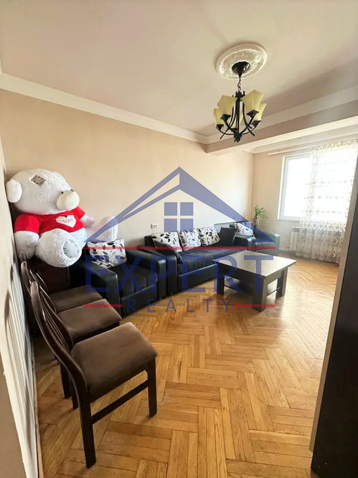 ԱՐԱԲԿԻՐ, ՄԱՄԻԿՈՆՅԱՆՑ ՓՈՂՈՑ, 3 ՍԵՆՅԱԿ