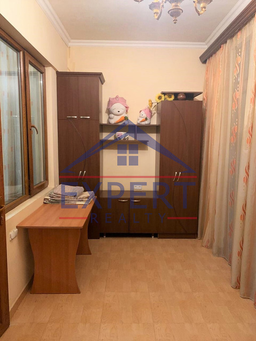 ԱՐԱԲԿԻՐ, ԱՅԳԵՁՈՐԻ ՓՈՂՈՑ, 3 ՍԵՆՅԱԿ