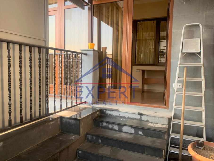 ԱՐԱԲԿԻՐ, ԱՅԳԵՁՈՐԻ ՓՈՂՈՑ, 3 ՍԵՆՅԱԿ