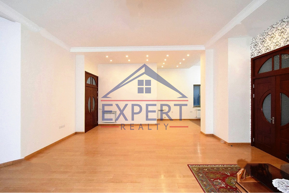 ՄԱԼԱԹԻԱ ՍԵԲԱՍՏԻԱ, ՆՈՅ ԹԱՂԱՄԱՍ, 8+ ՍԵՆՅԱԿ