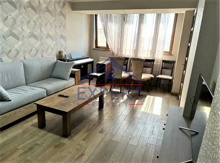 ԱՐԱԲԿԻՐ, ԱՐԱՄ ԽԱՉԱՏՐՅԱՆ, 4 ՍԵՆՅԱԿ