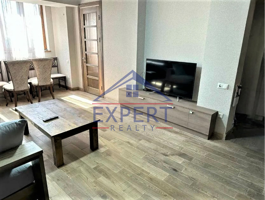 ԱՐԱԲԿԻՐ, ԱՐԱՄ ԽԱՉԱՏՐՅԱՆ, 4 ՍԵՆՅԱԿ