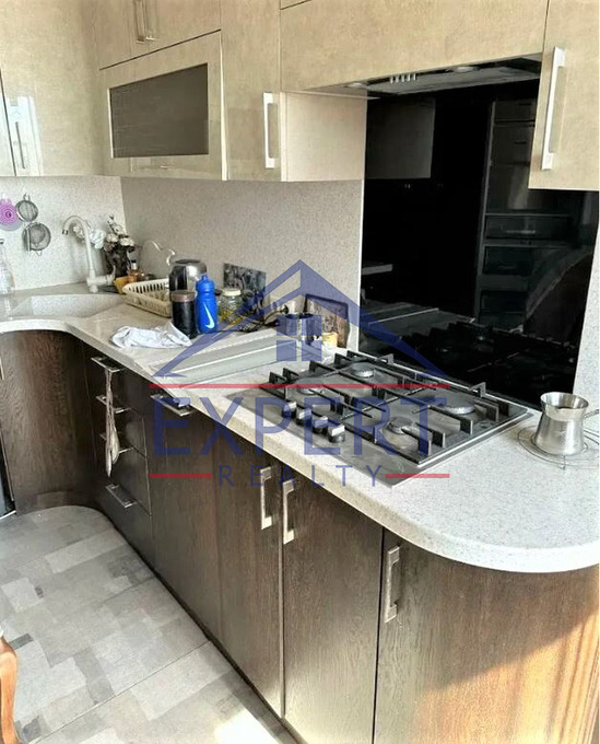 ԱՐԱԲԿԻՐ, ԱՐԱՄ ԽԱՉԱՏՐՅԱՆ, 4 ՍԵՆՅԱԿ