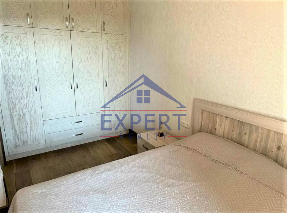 ԱՐԱԲԿԻՐ, ԱՐԱՄ ԽԱՉԱՏՐՅԱՆ, 4 ՍԵՆՅԱԿ