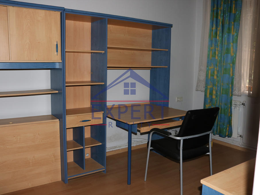 ՔԱՆԱՔԵՌ ԶԵՅԹՈՒՆ, ԲԱԲԱՅԱՆ ՓՈՂՈՑ, 5 ՍԵՆՅԱԿ