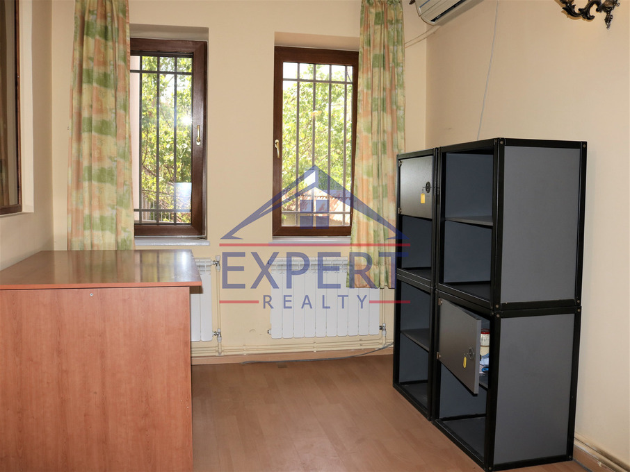 ՔԱՆԱՔԵՌ ԶԵՅԹՈՒՆ, ԲԱԲԱՅԱՆ ՓՈՂՈՑ, 5 ՍԵՆՅԱԿ