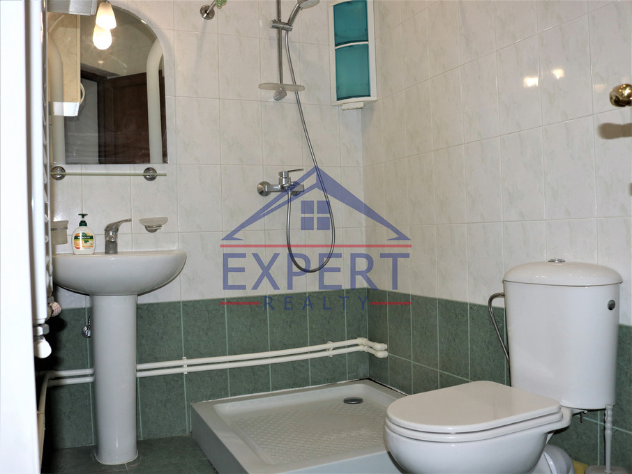 ՔԱՆԱՔԵՌ ԶԵՅԹՈՒՆ, ԲԱԲԱՅԱՆ ՓՈՂՈՑ, 5 ՍԵՆՅԱԿ