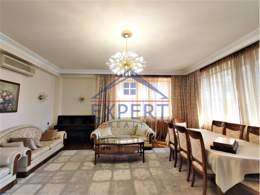 ԿԵՆՏՐՈՆ, ՊՈՒՇԿԻՆԻ ՓՈՂՈՑ, 6 ՍԵՆՅԱԿ