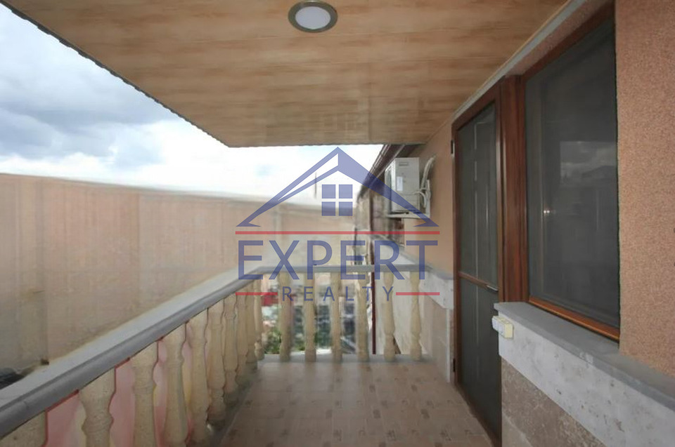 ԿԵՆՏՐՈՆ, ԱՆՏԱՌԱՅԻՆ  ՓՈՂՈՑ, 7 ՍԵՆՅԱԿ