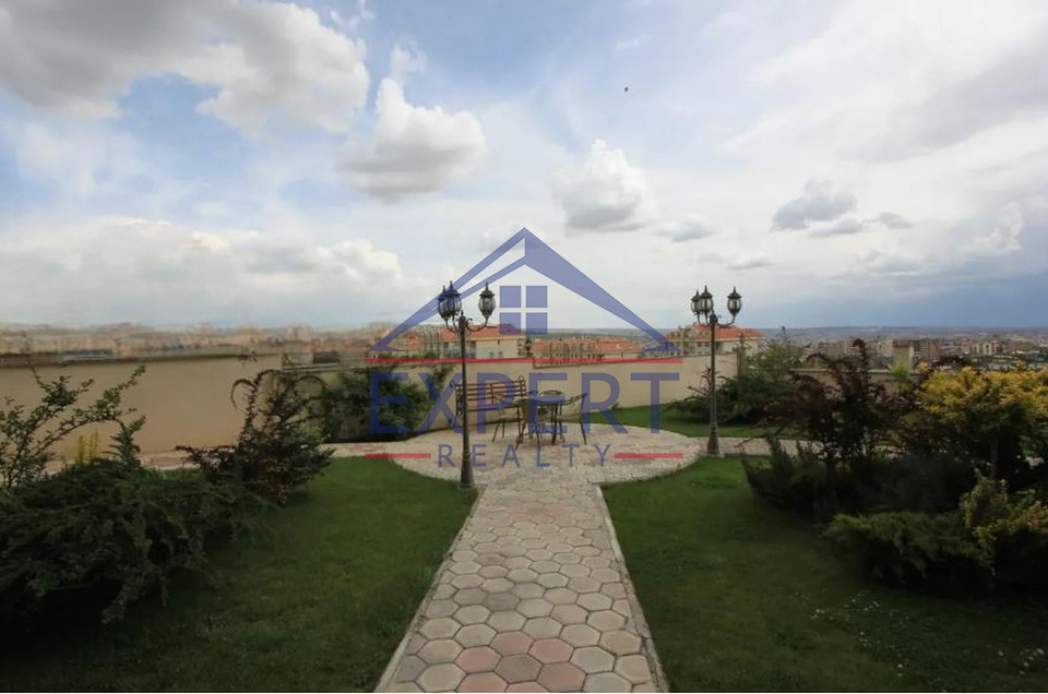 ԿԵՆՏՐՈՆ, ԱՆՏԱՌԱՅԻՆ  ՓՈՂՈՑ, 7 ՍԵՆՅԱԿ