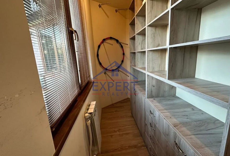 ԿԵՆՏՐՈՆ, ՏԻԳՐԱՆ ՄԵԾ ՊՈՂՈՏԱ, 3 ՍԵՆՅԱԿ