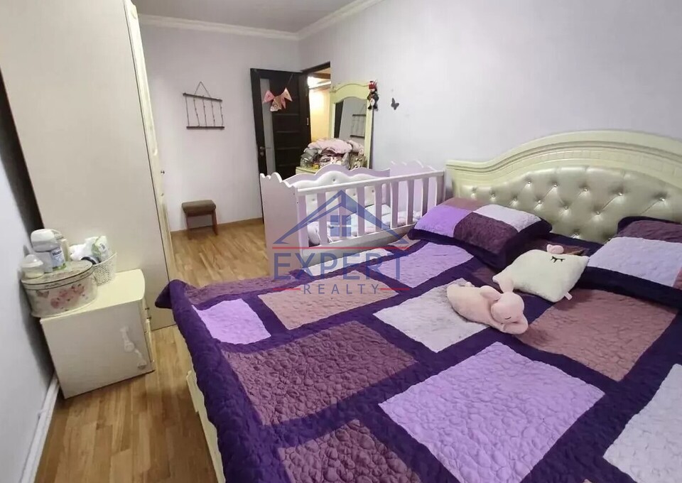 ԱՐԱԲԿԻՐ, ՀՐԱՉՅԱ ՔՈՉԱՐ ՓՈՂՈՑ, 3 ՍԵՆՅԱԿ