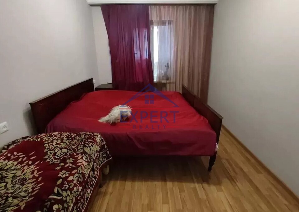 ԱՐԱԲԿԻՐ, ՀՐԱՉՅԱ ՔՈՉԱՐ ՓՈՂՈՑ, 3 ՍԵՆՅԱԿ